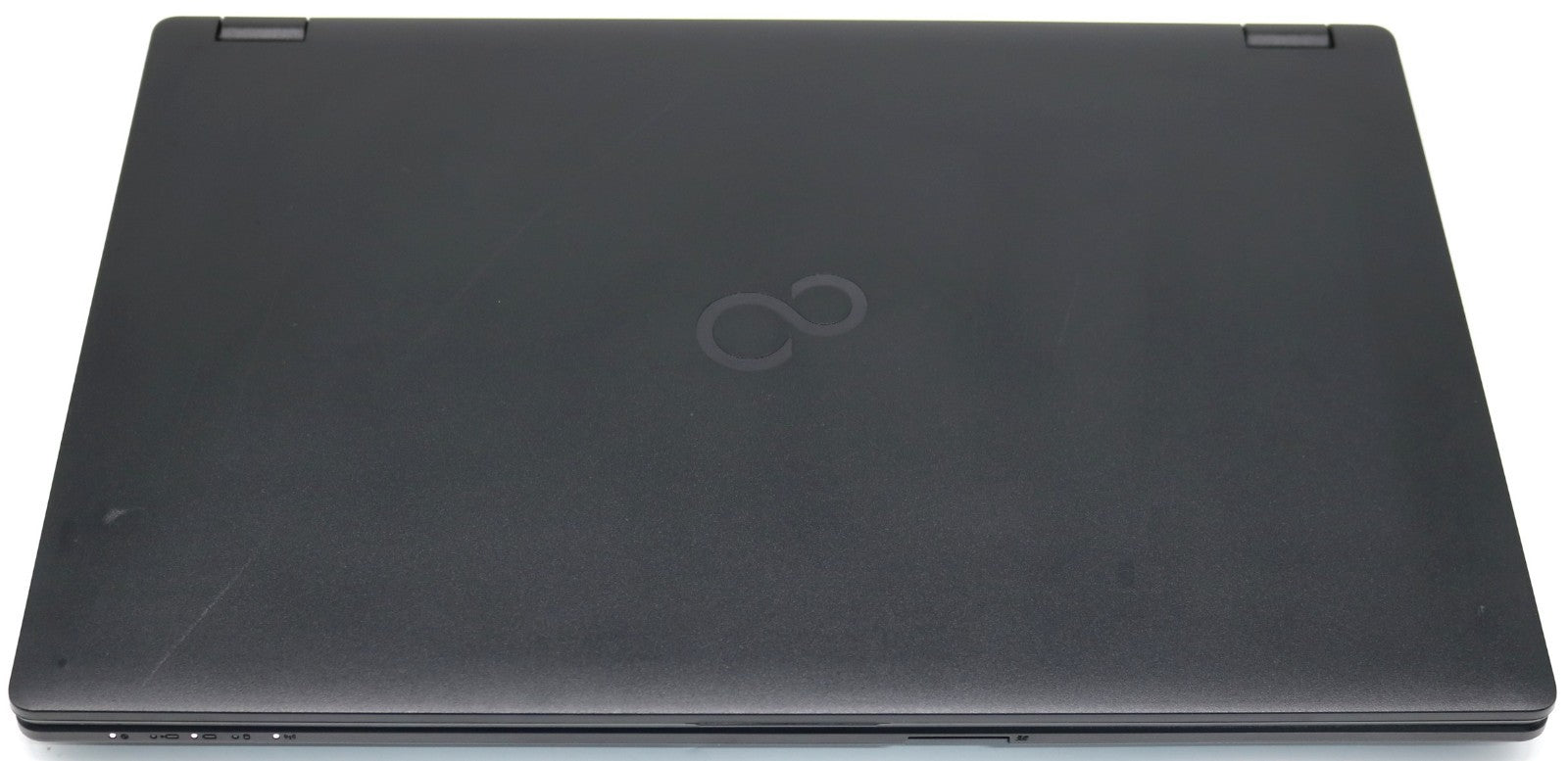 Fujitsu Lifebook E5511 – i5-11th 16GB RAM 256GB SSD 15,6" FullHD Iris Xe  Win11