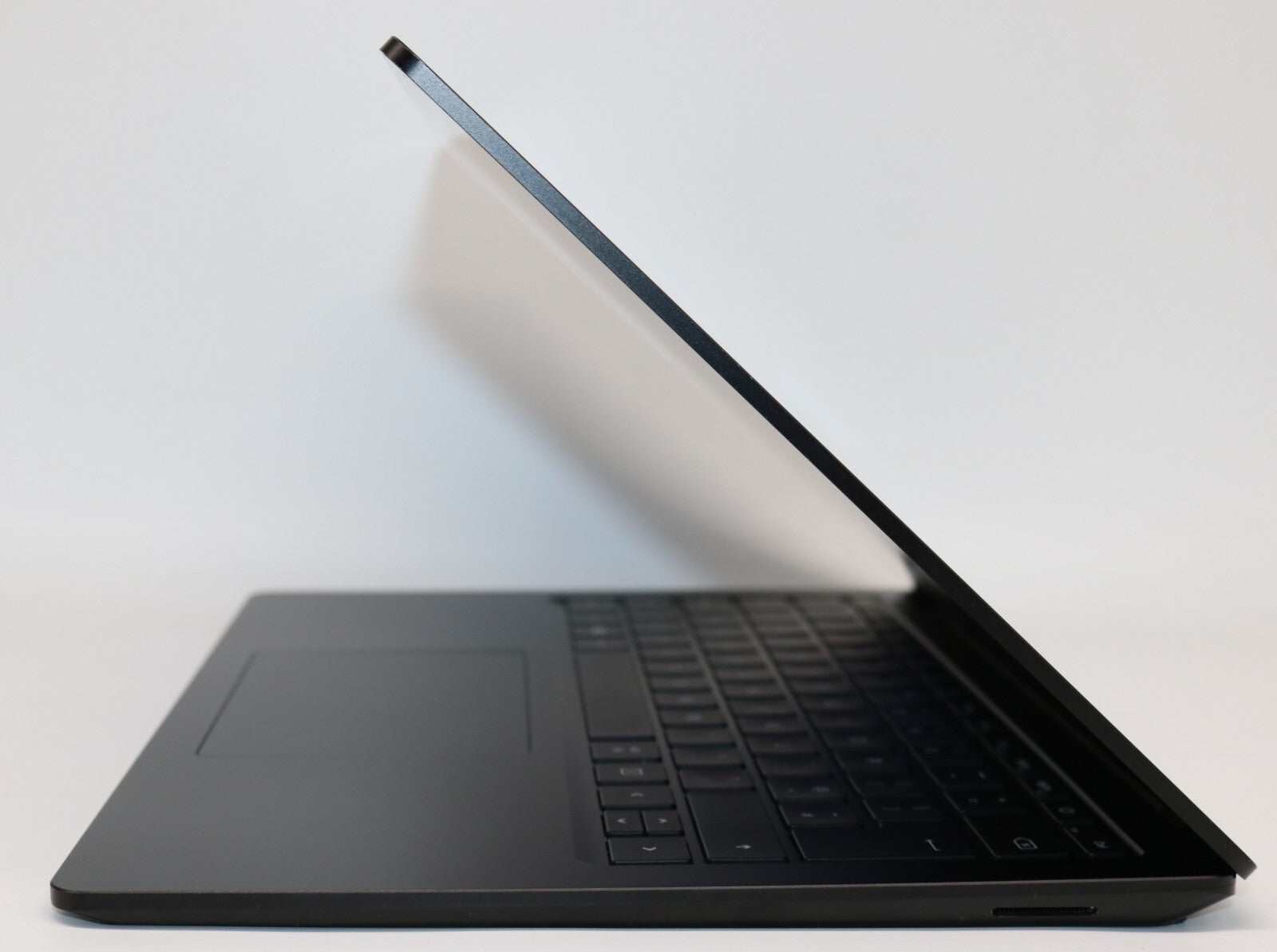 Microsoft Surface Laptop 3 i7-1065G7 16GB RAM 256GB SSD 13,5 Zoll Touch (QWERTY)