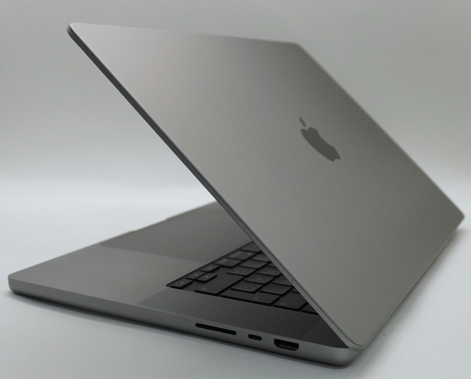 Apple MacBook Pro 16" M1 Max 32GB RAM 1TB SSD QWERTY MDM Sperre #85