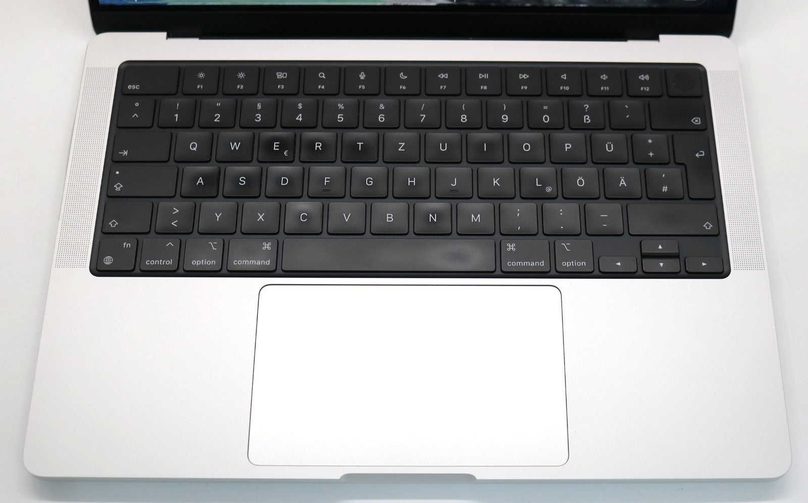 Apple MacBook Pro 14″ (2021) – Apple M1 Pro 16 GB RAM  512 GB macOS Tahoe #103