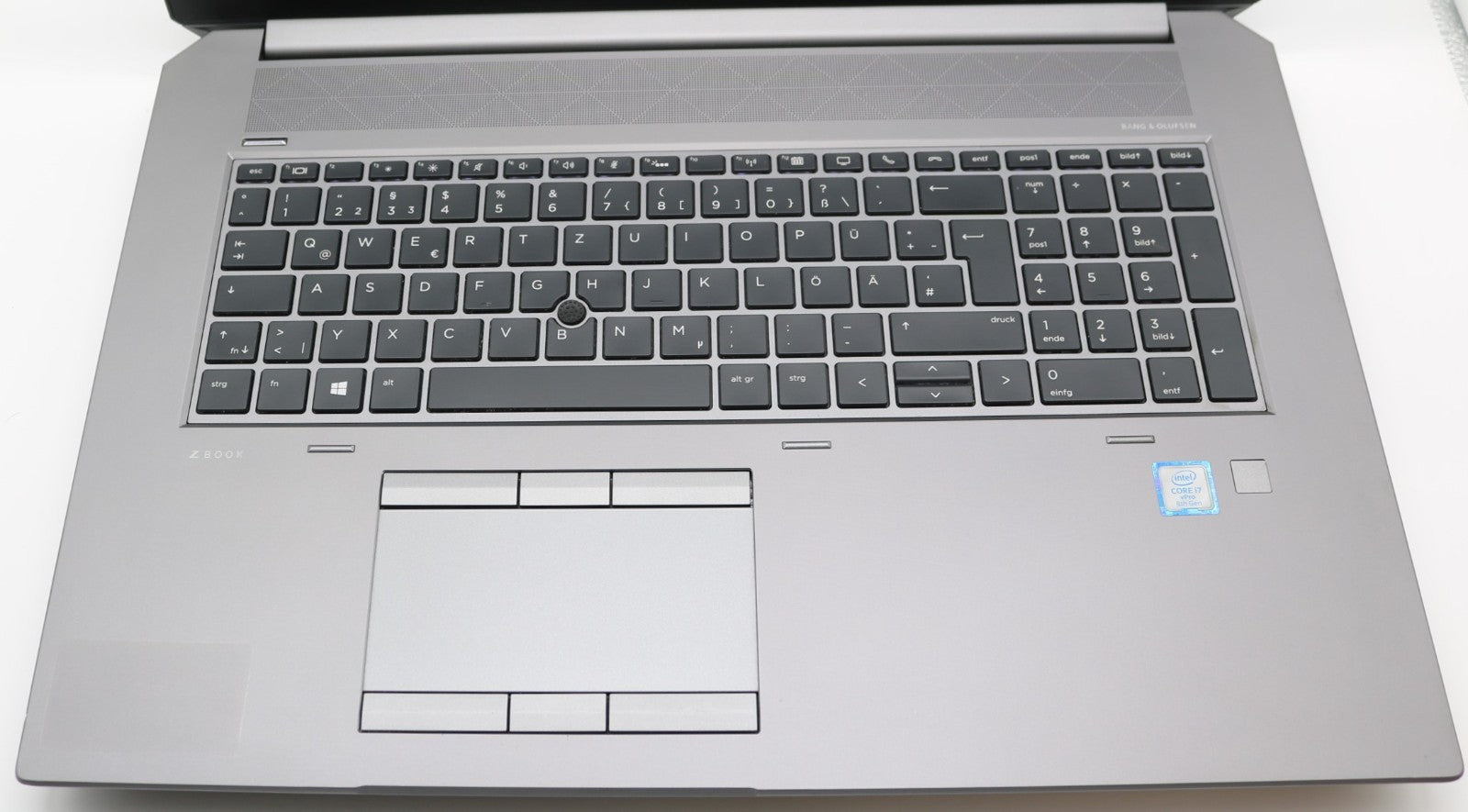 HP Zbook 17 G5 i7-8850H 32GB RAM 2x512GB SSD NVMe NVIDIA Quadro P1000 Win11