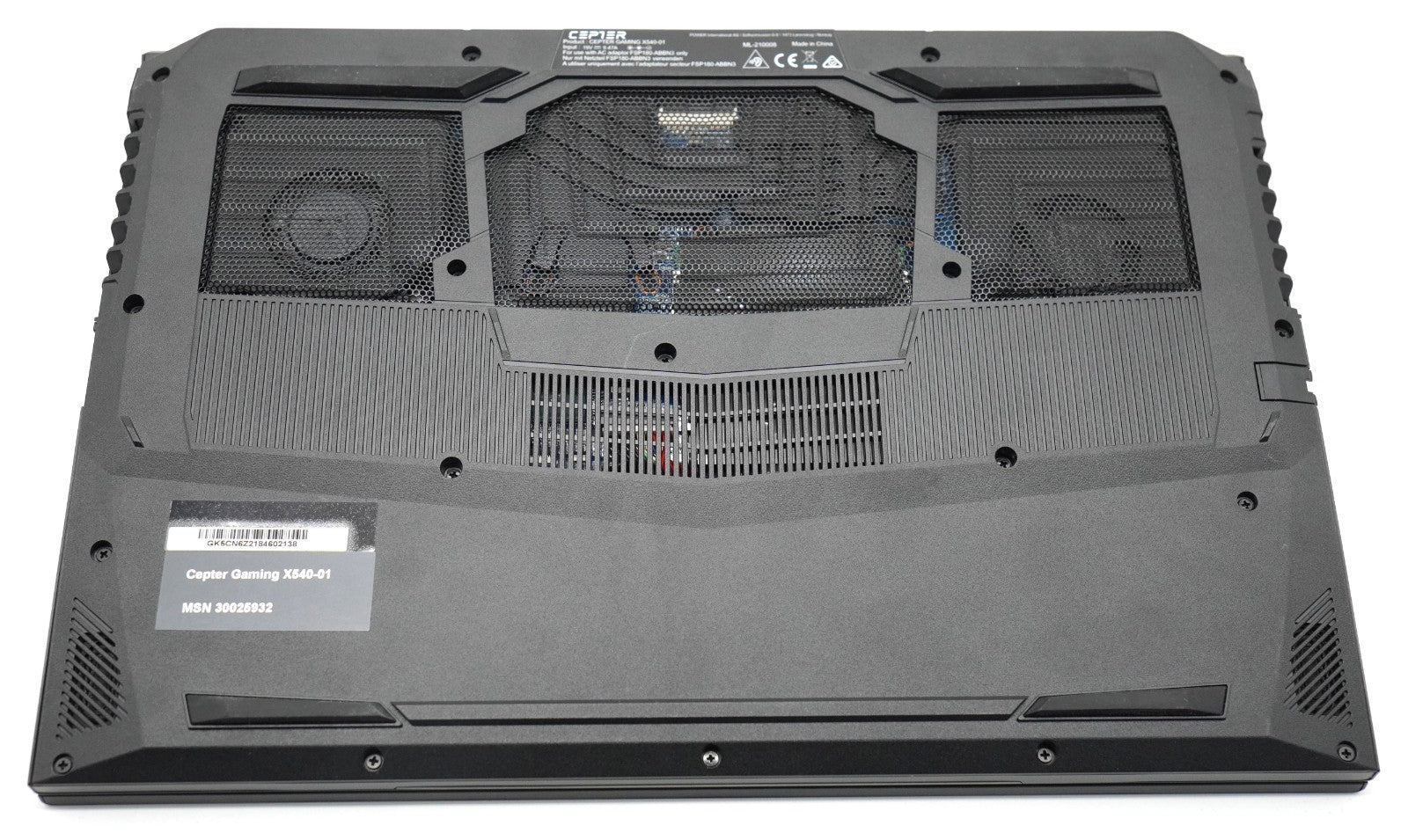 Cepter X540-01 Gaming Laptop i7-8750H 16GB RAM 512GB SSD GTX 1060 15,6 QWERTY