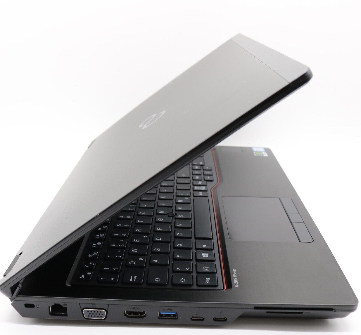 Fujitsu Celsius H780 i7-8750H 32GB RAM 512 SSD NVMe 15,6 FullHD + Dock + 2NT