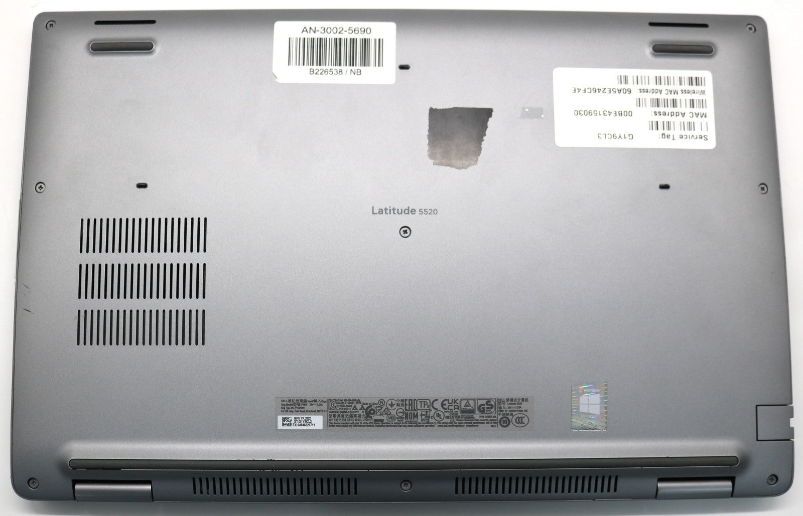 Dell Latitude 5520 i5-11th Gen 32GB RAM 512GB SSD NVMe 15,6 Zoll FullHD