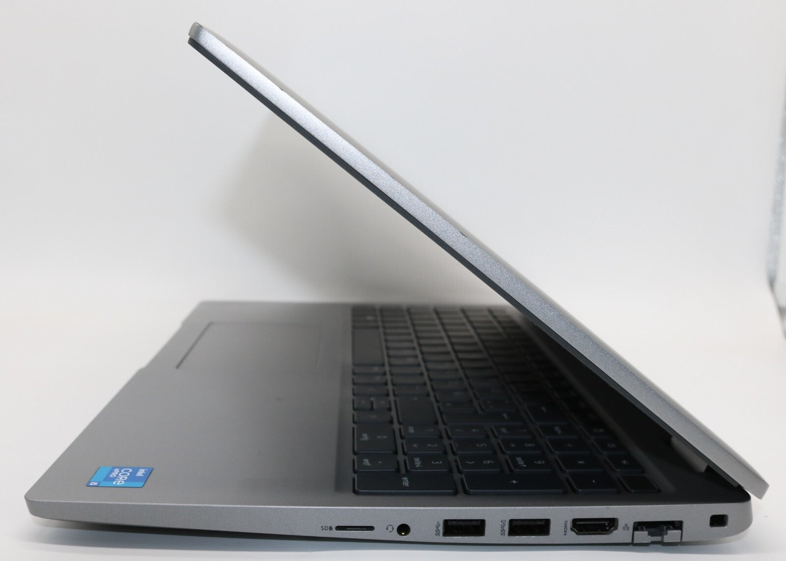 Dell Latitude 5520 i5-11th Gen 32GB RAM 512GB SSD NVMe 15,6 Zoll FullHD