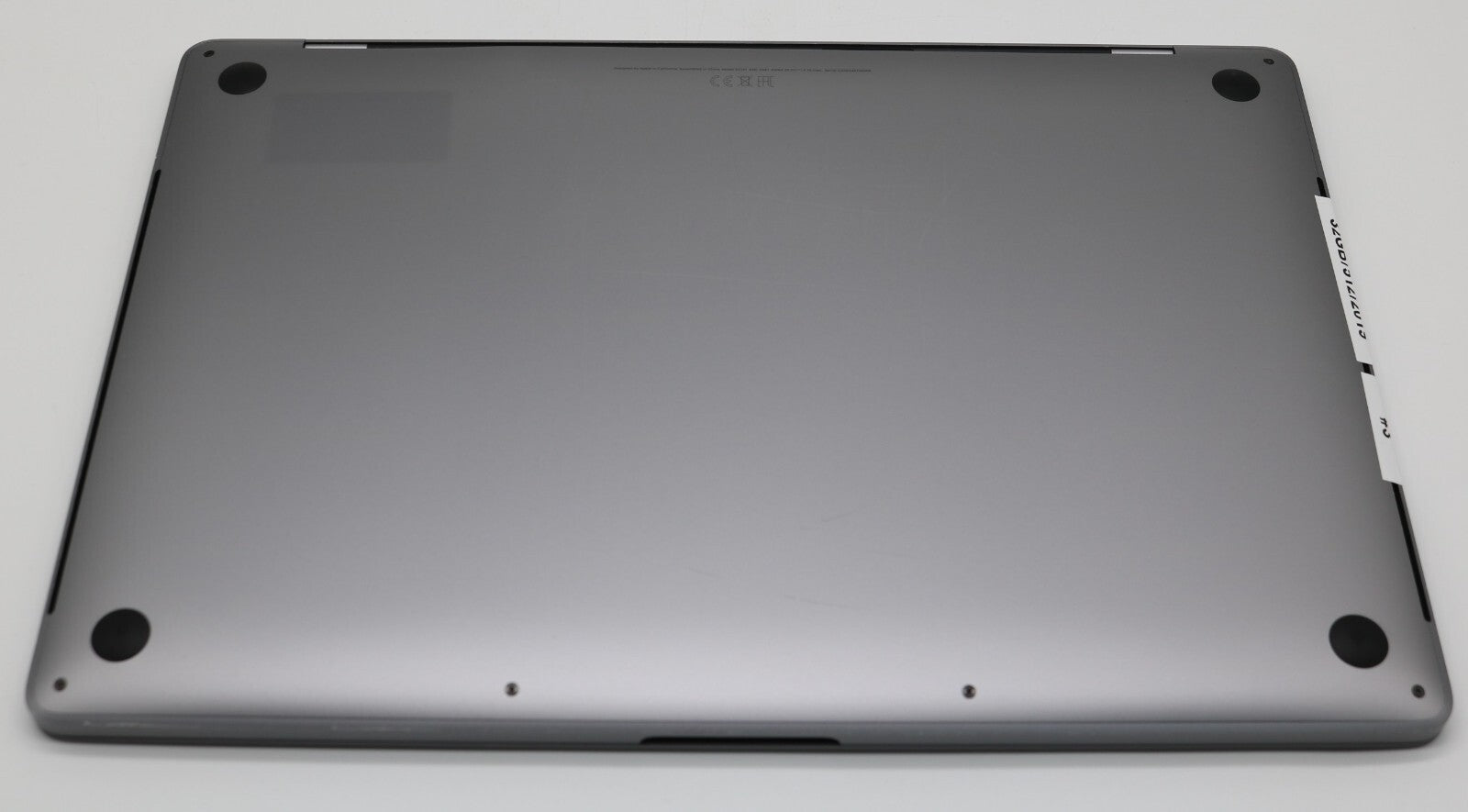 MacBook Pro 2019 16" i7-9th Gen 32GB RAM 512GB SSD AMD Radeon 5300  #770