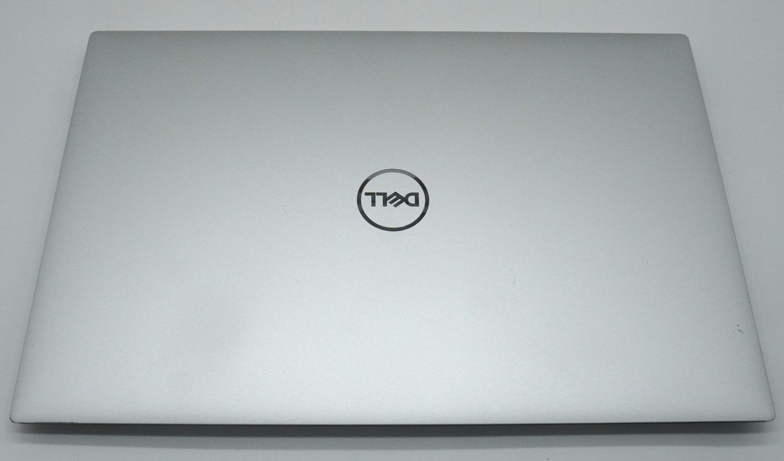 Dell XPS 15 9500 – Intel Core i7-10750H 32GB RAM 1TB SSD GTX 1650 Ti QWERTY