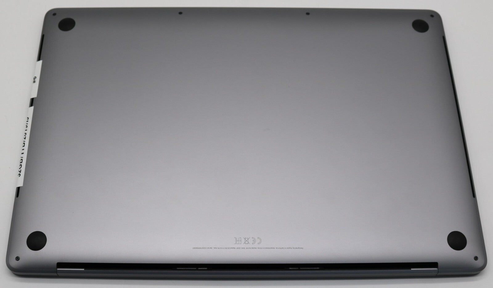 MacBook Pro 2019 16,1" i9-9th Gen. 64GB RAM 2TB SSD AMD Radeon 5500M GPU #24
