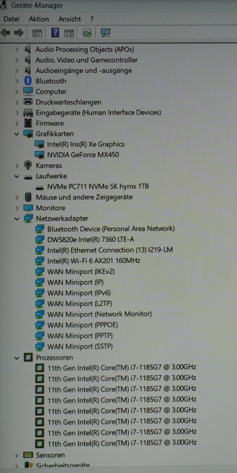 Dell Latitude 5520 i7-11th Gen 32GB RAM 1TB SSD NVMe 15,6 Zoll FullHD MX450
