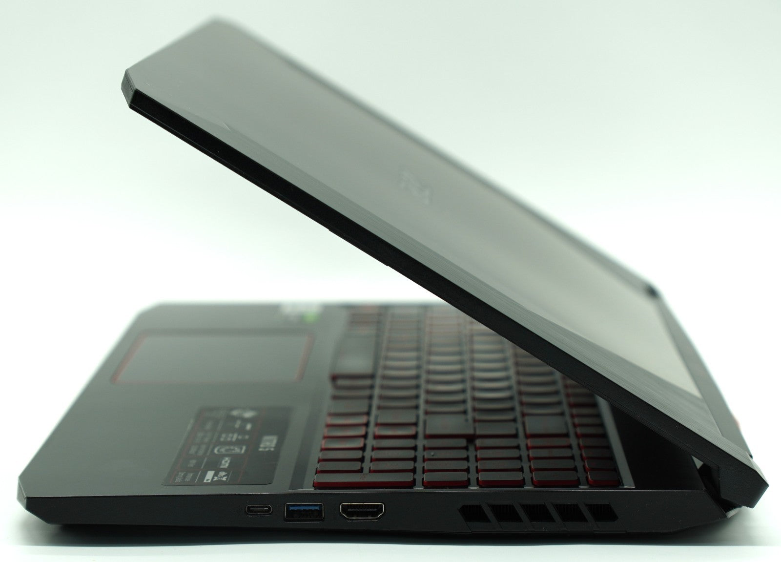 Acer Nitro AN515-55 i7-10750H 16GB RAM 512GB SSD GeForce GTX 1650 Ti QWERTY Win1