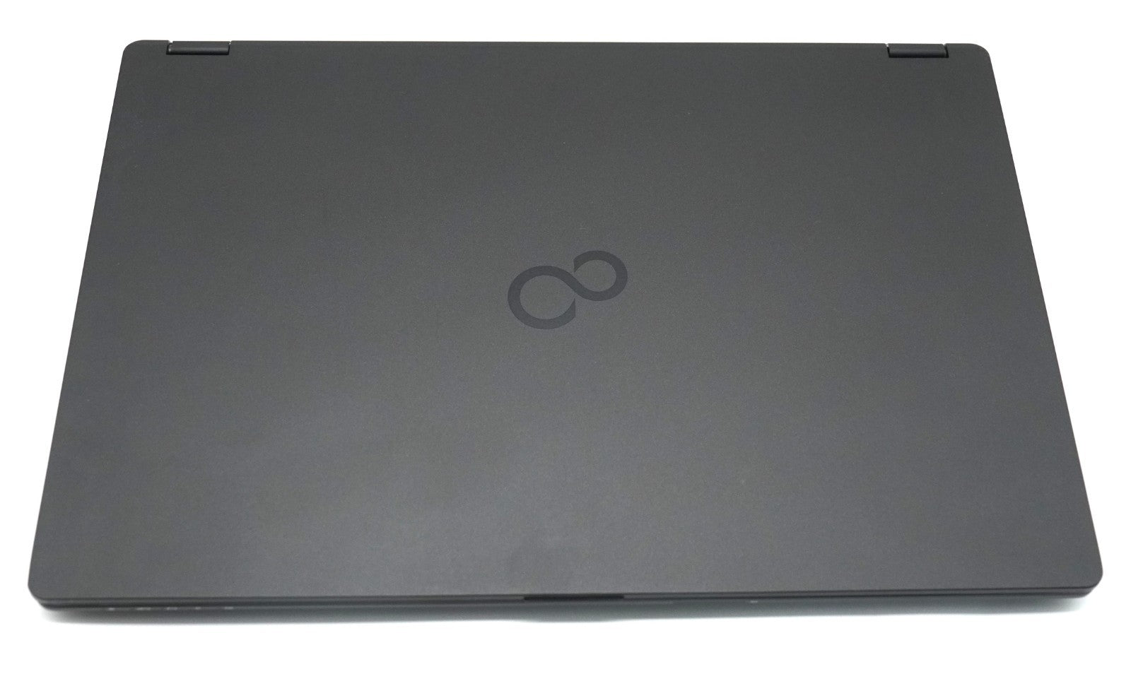Fujitsu LIFEBOOK U757 i5-6300U 8GB RAM 256GB SSD NVMe 15,6 FullHD Intel HD 520