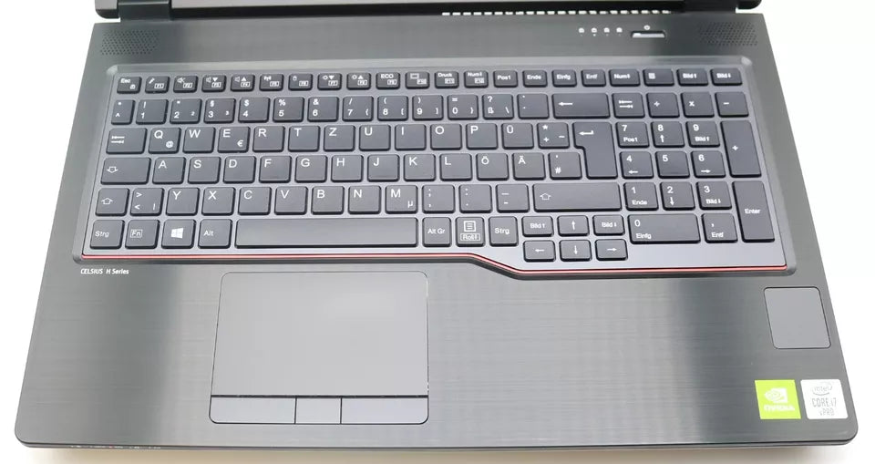 Fujitsu Celsius H7510 | i7-10850H 6 Kerne | 32GB RAM | 512GB SSD | NVIDIA Quadro T1000 | Hervorragend